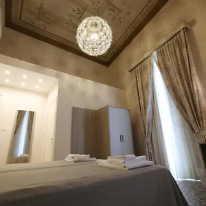 https://elios-rooms.catania-hotels.net