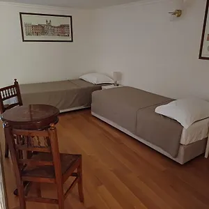 https://assunta-domus.it-romehotels.com